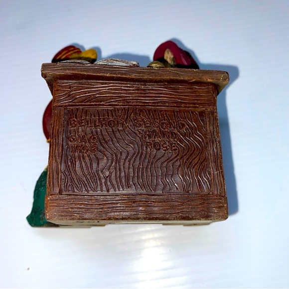 Sarah's Attic Michaud
Collection Teddy Bear Figurine
Bellhop & Second Hand Rose - Picture 4 of 8